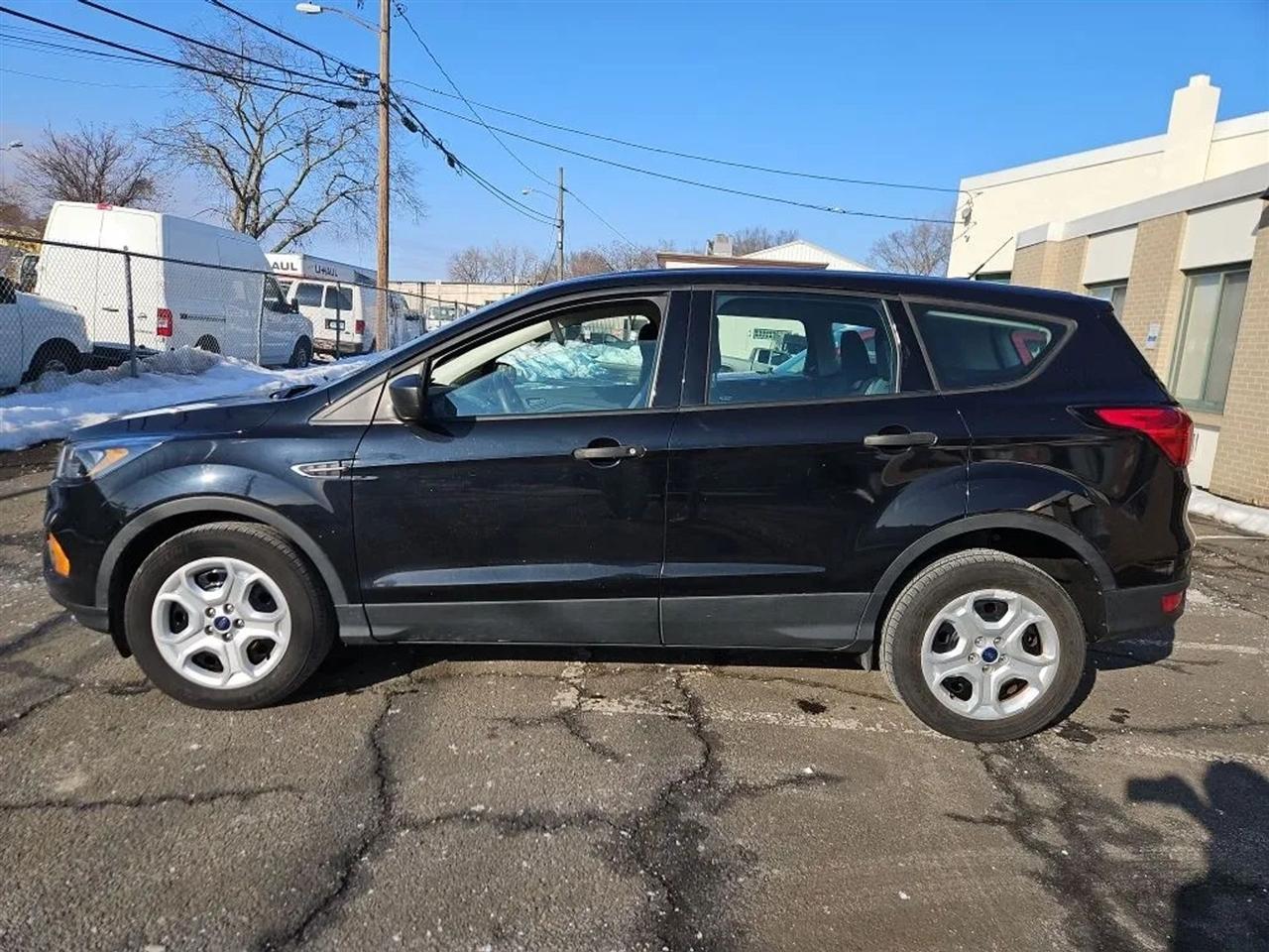 Ford Escape S FWD 2019