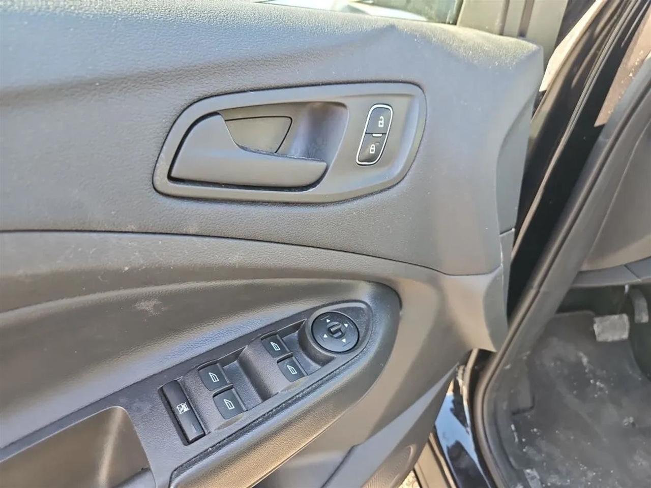 Ford Escape S FWD 2019