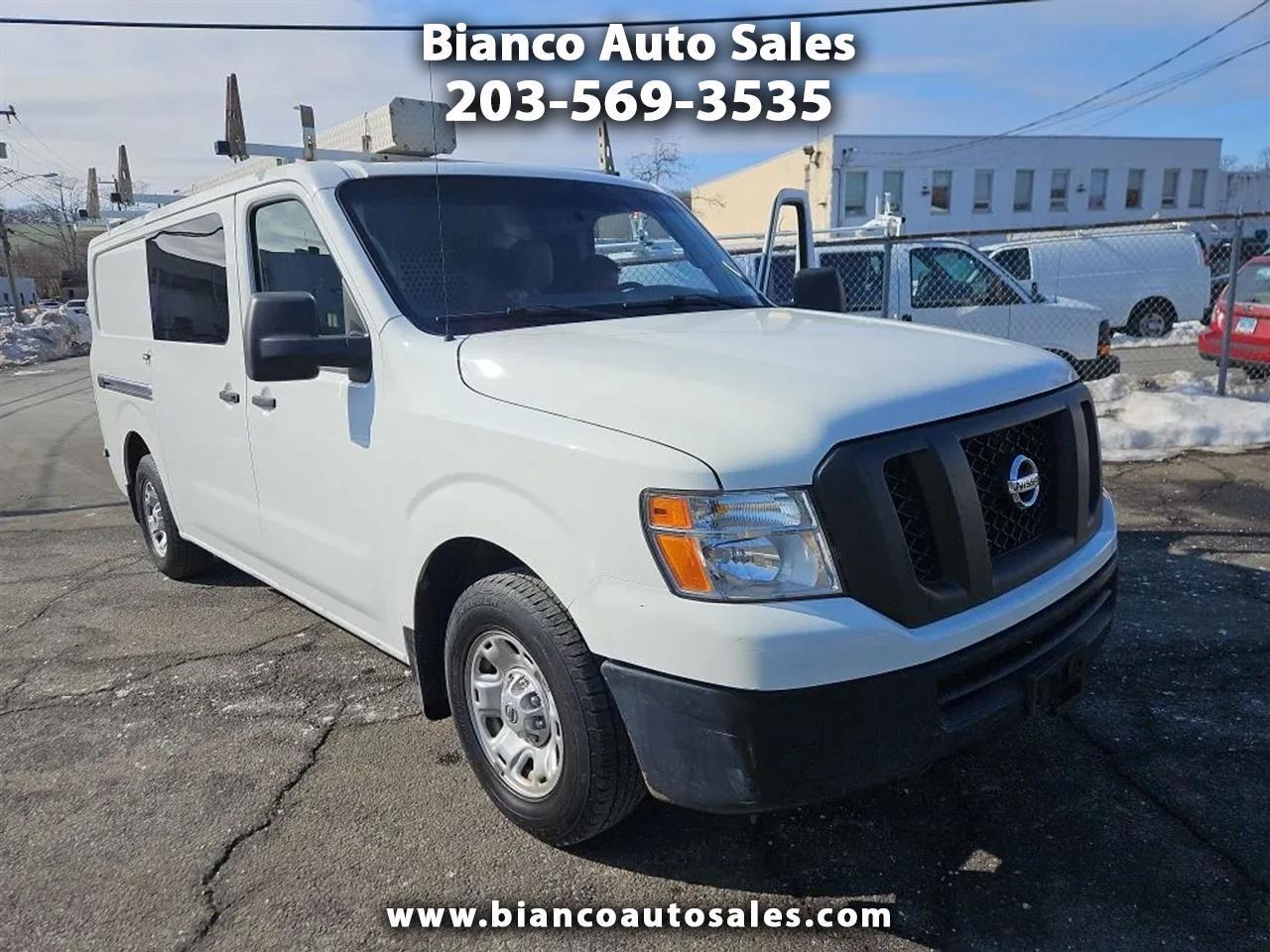 2017 Nissan NV Cargo 2500 HD SV V6