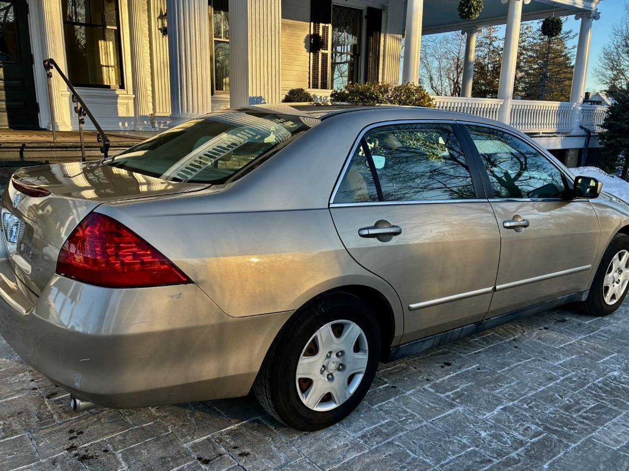 Honda Accord LX sedan AT 2006