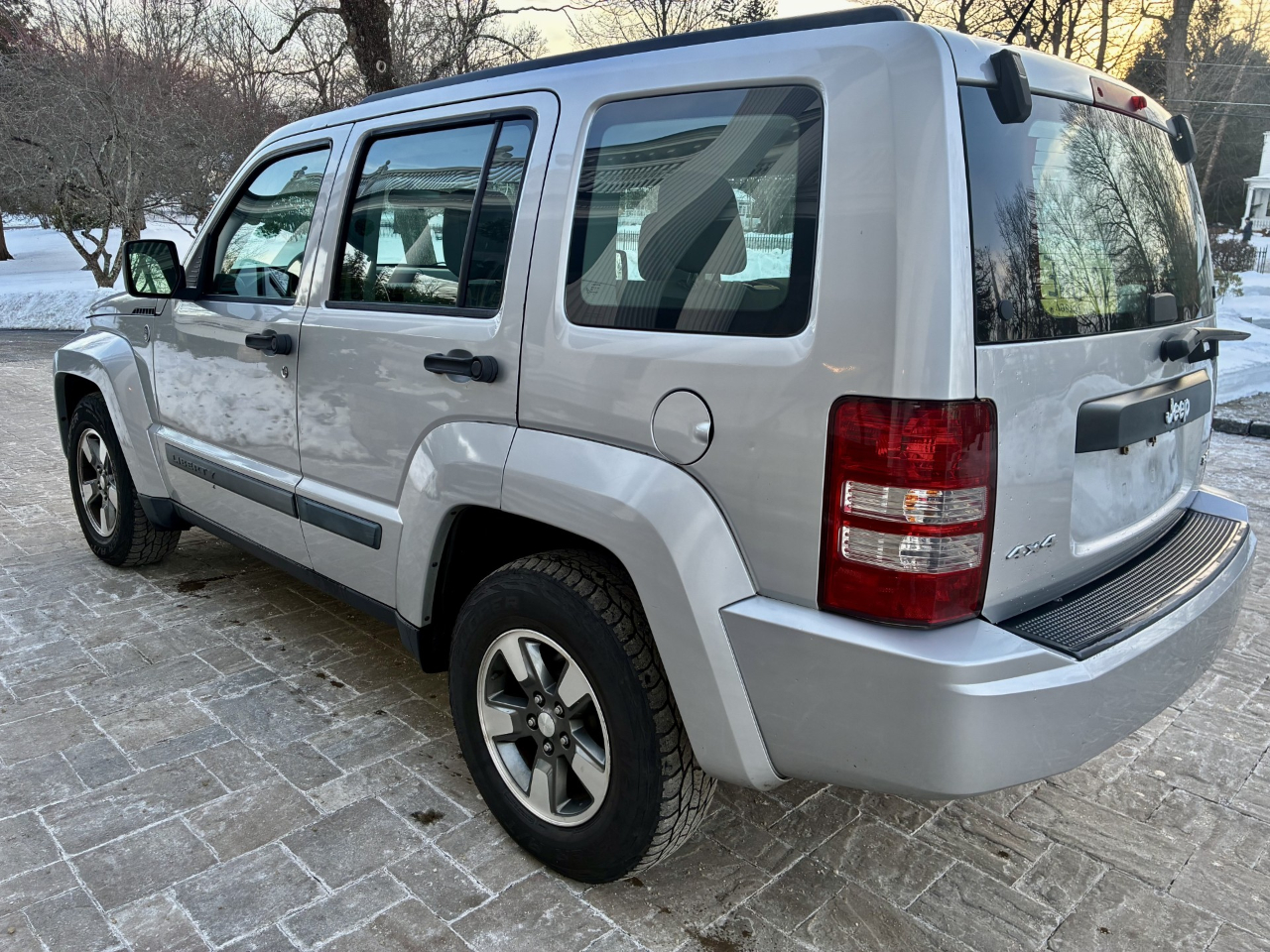 Jeep Liberty Sport 4WD 2008