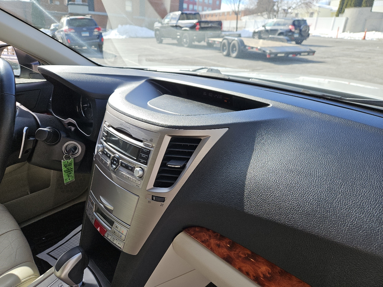 Subaru Outback 2.5i Limited 2011