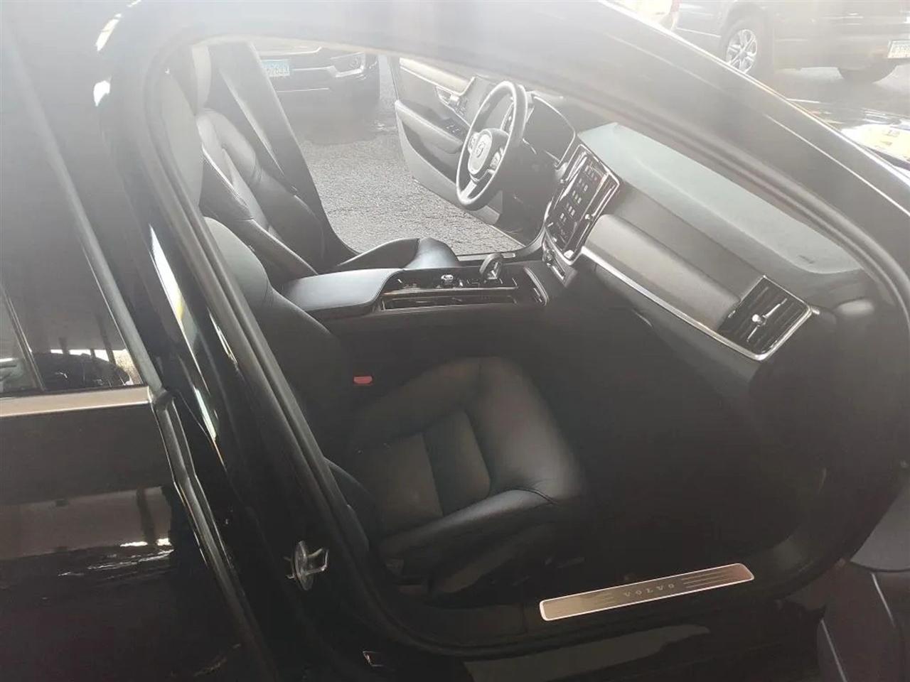 Volvo S90 Recharge Plug-In Hybrid T8 Ultimate 2023