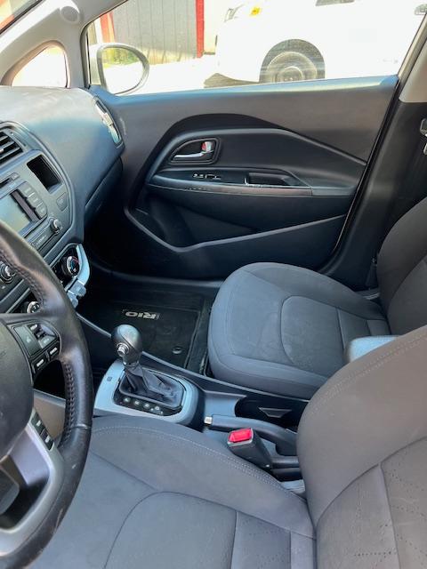 Kia Rio5 EX 2012