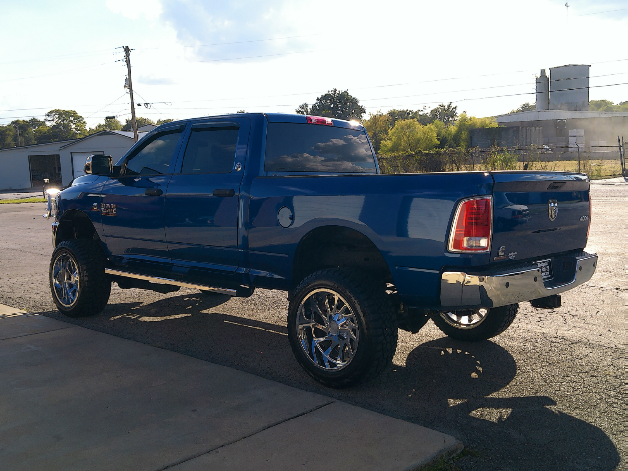 2018 Ram 2500 Tradesman photo 4