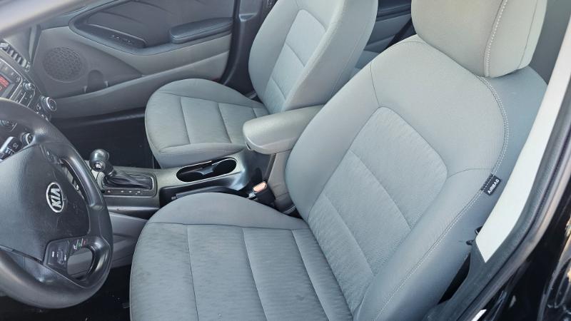Kia Forte LX w/Popular Package 2016 Kia Forte LX w/Popular Package 2016