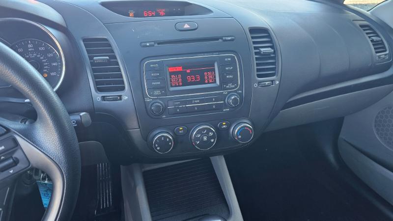 Kia Forte LX w/Popular Package 2016 Kia Forte LX w/Popular Package 2016