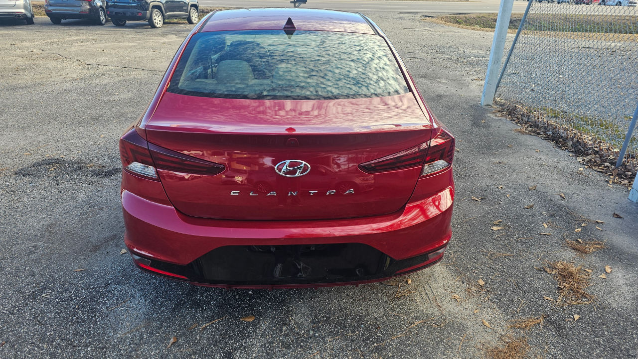 Hyundai Elantra Limited 2019