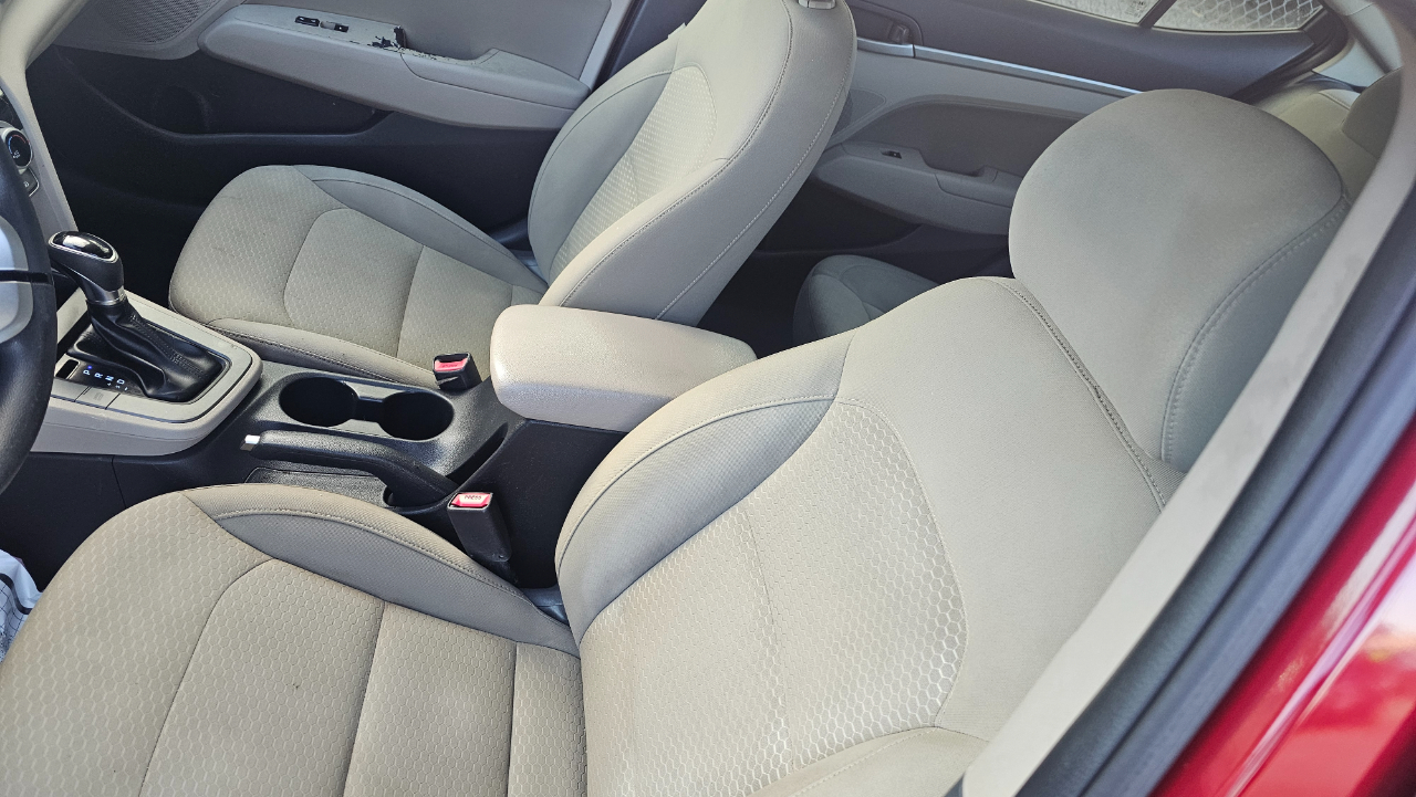 Hyundai Elantra Limited 2019