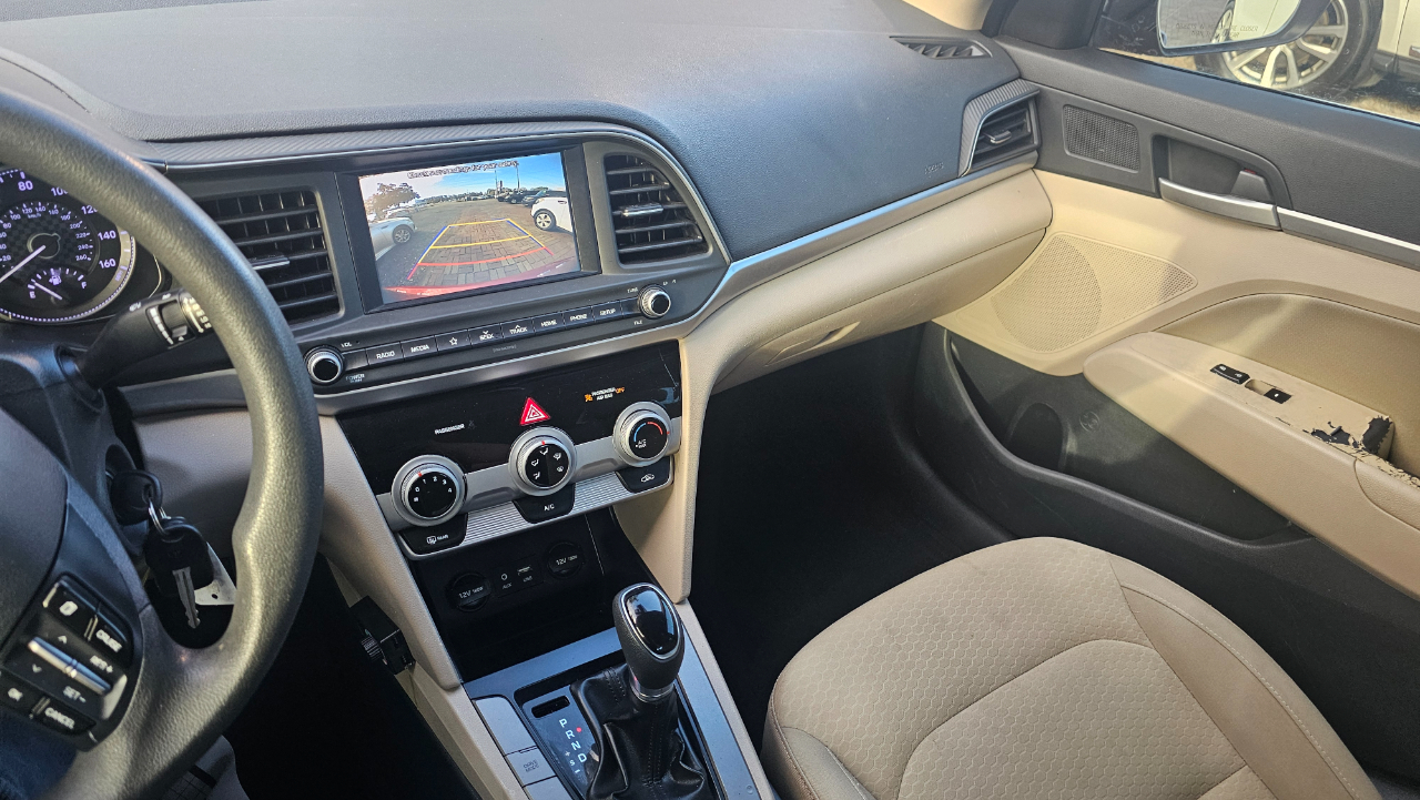 Hyundai Elantra Limited 2019