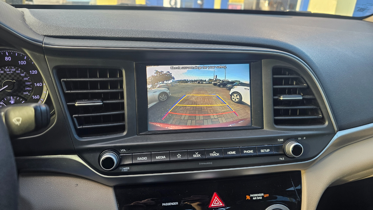 Hyundai Elantra Limited 2019