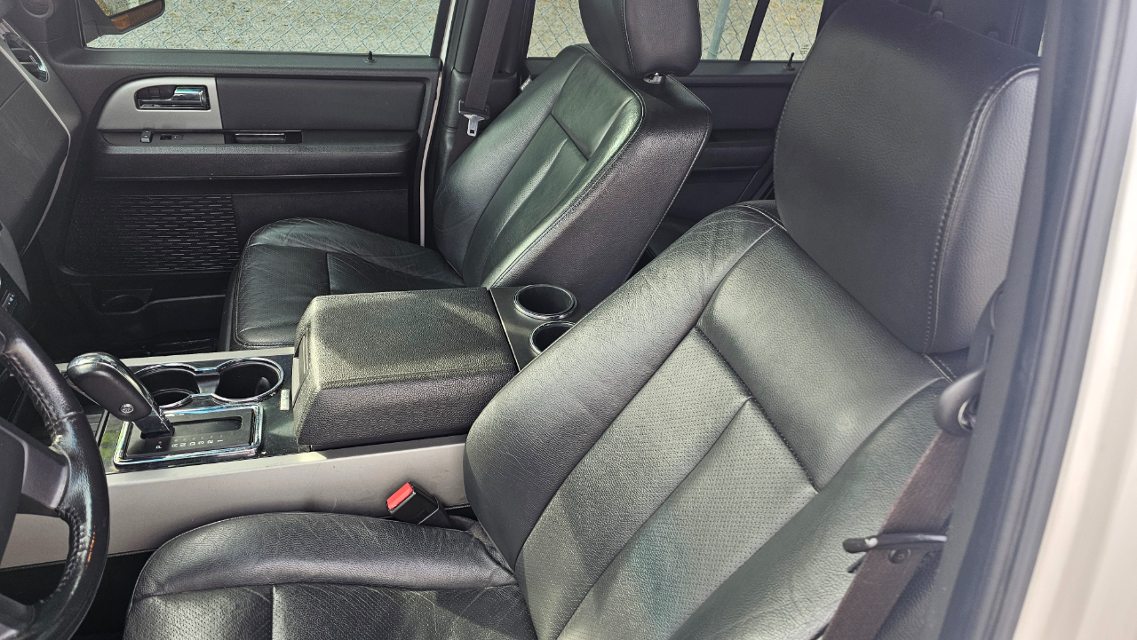 Ford Expedition Limited 4WD 2011