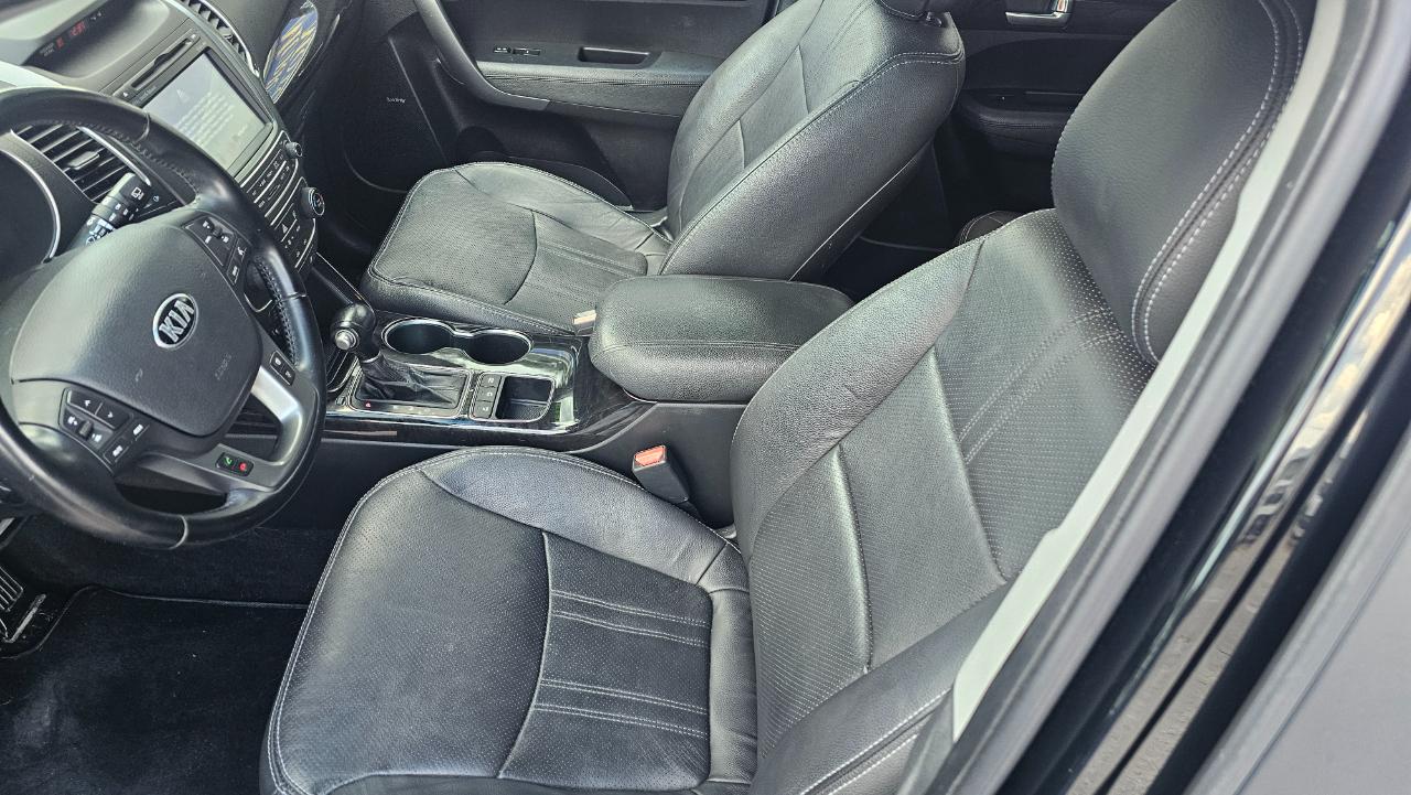 Kia Sorento EX V6 2WD 2014