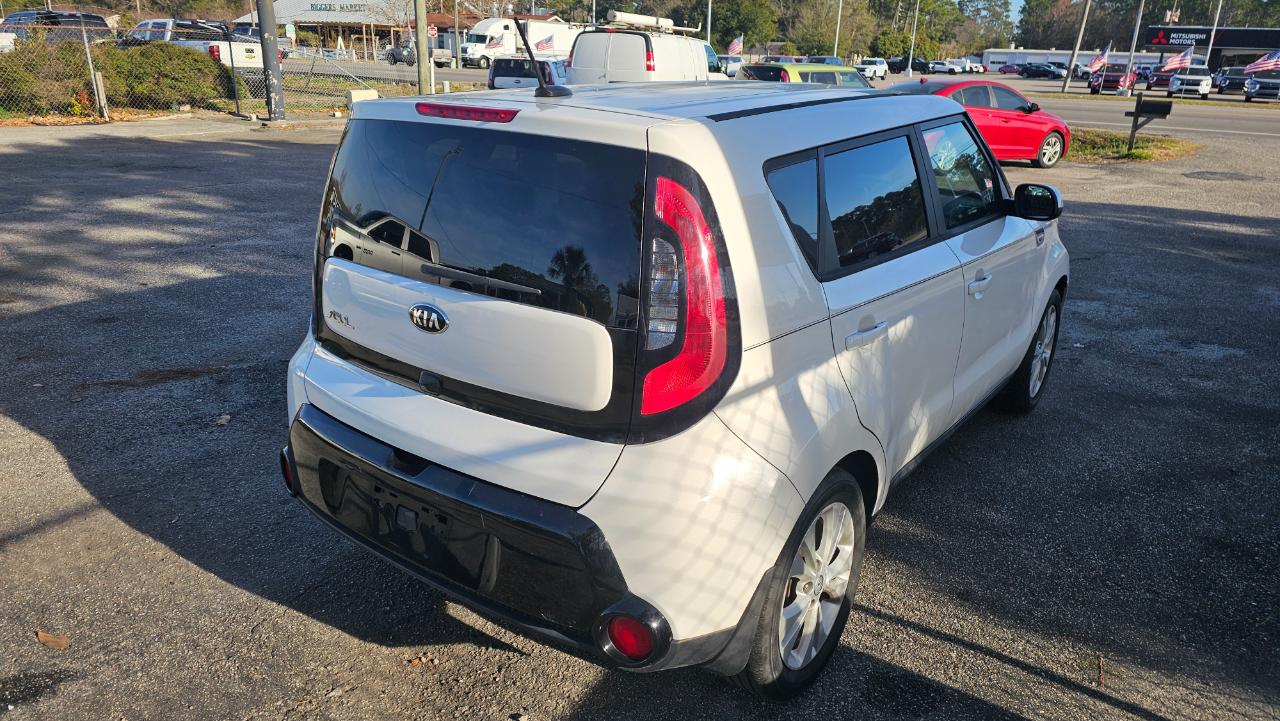 Kia Soul + w/Signature 2.0 Special Edition 2016