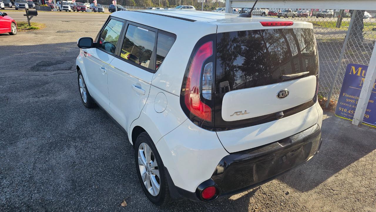 Kia Soul + w/Signature 2.0 Special Edition 2016