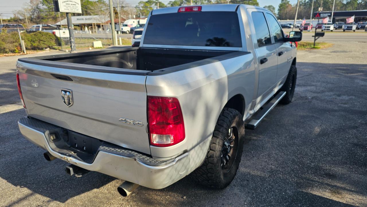 RAM 1500 Tradesman Crew Cab SWB 4WD 2018