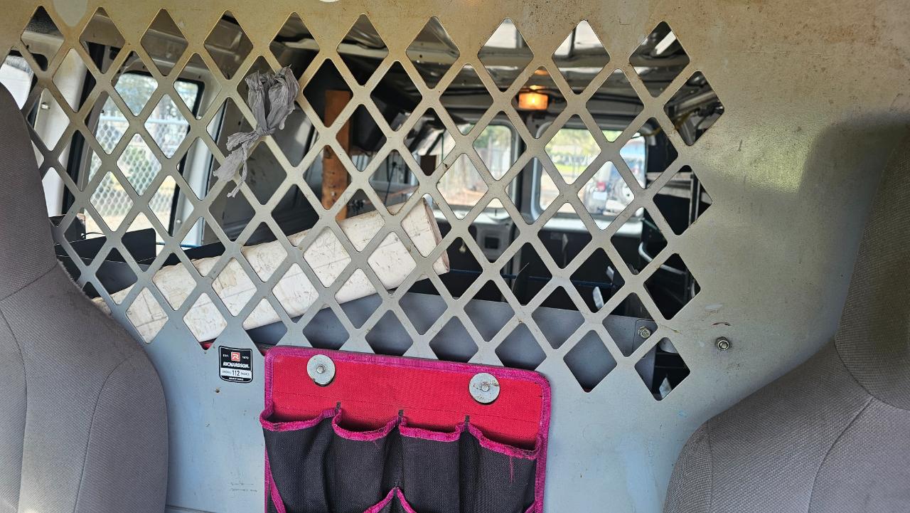 Ford Econoline E-250 2014