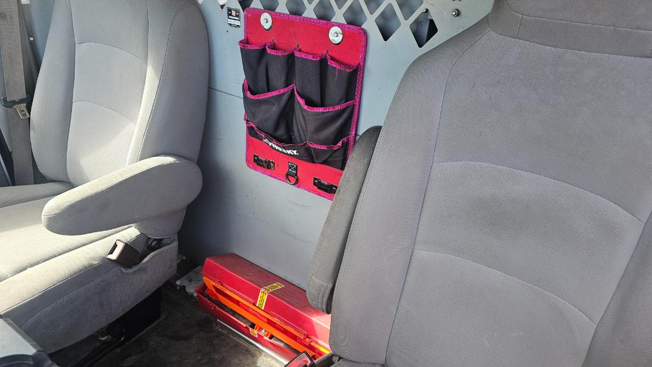 Ford Econoline E-250 2014