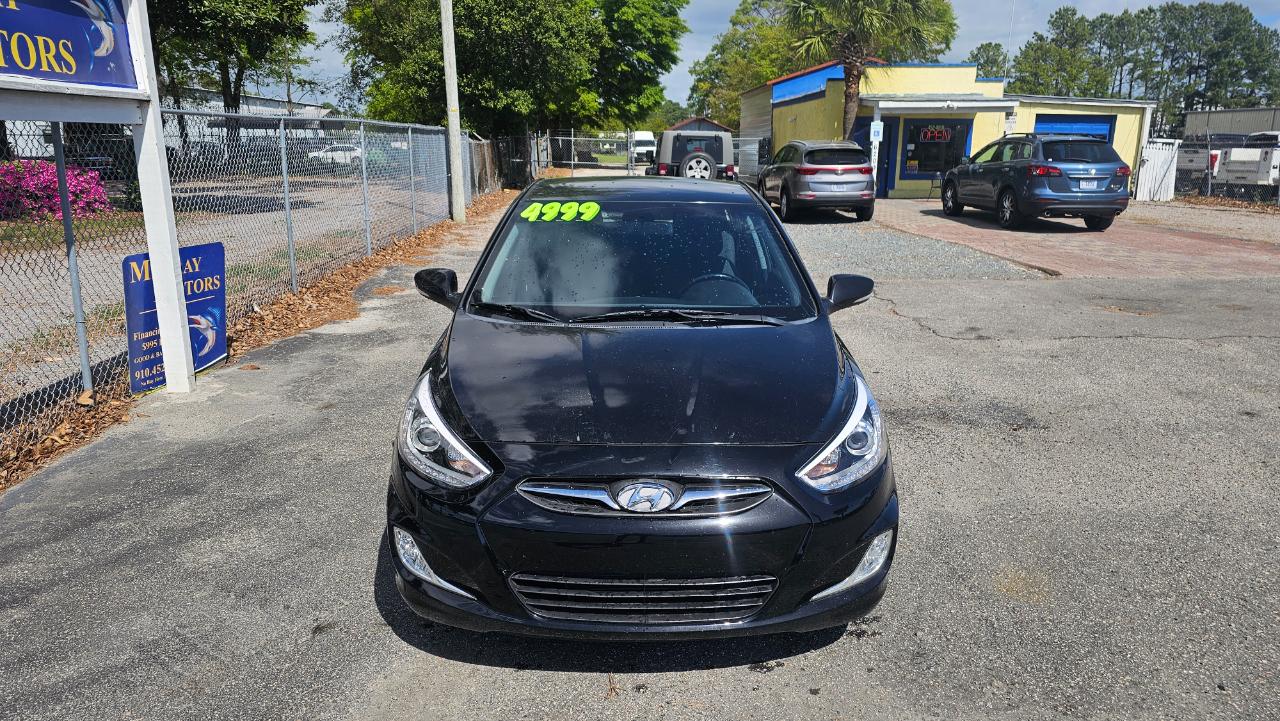 Hyundai Accent SE 5-Door 2014