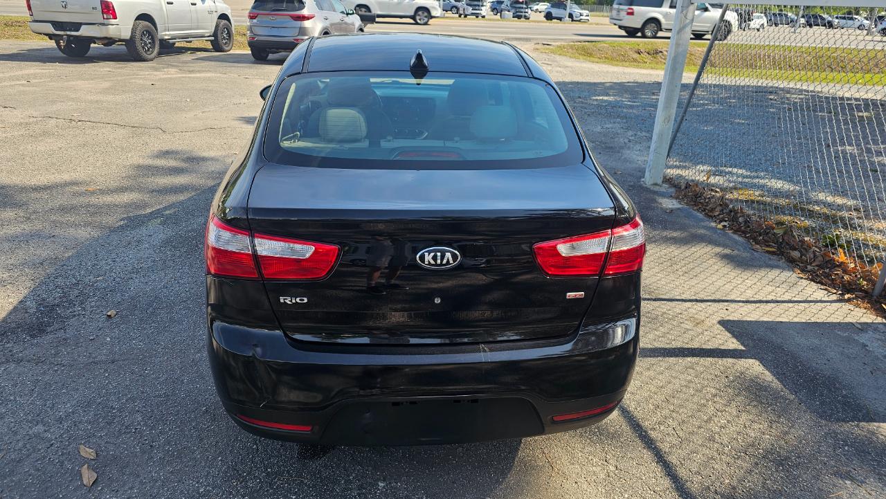Kia Rio LX 2015