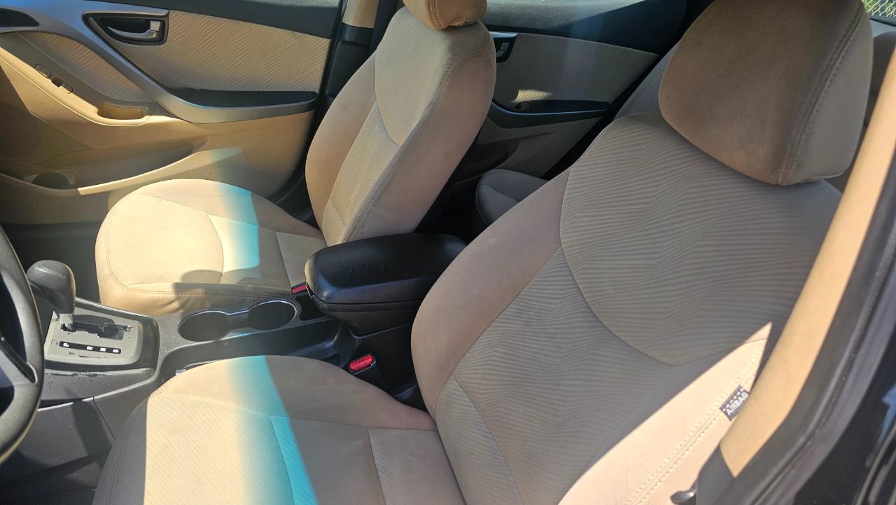 Hyundai Elantra Limited 2013