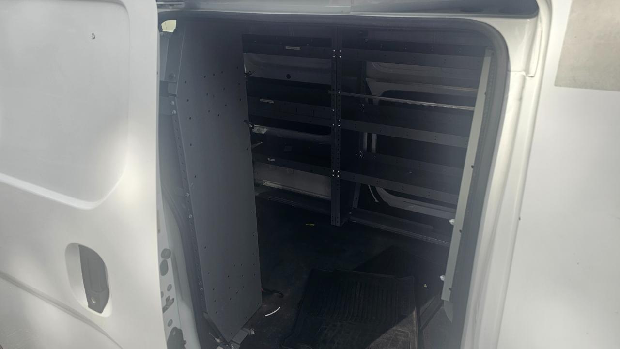 Nissan NV200 SV 2015