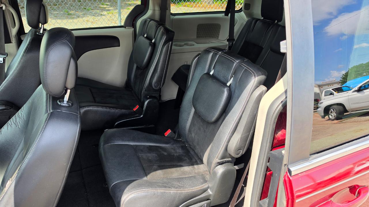 Dodge Grand Caravan photo 10