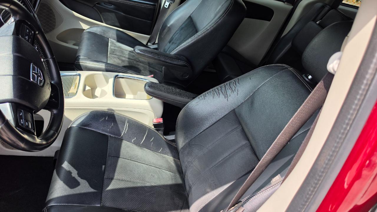 Dodge Grand Caravan photo 14