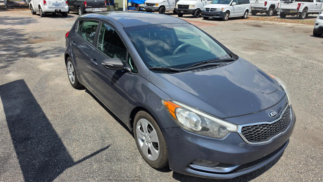 Kia Forte 5-Door LX 2016