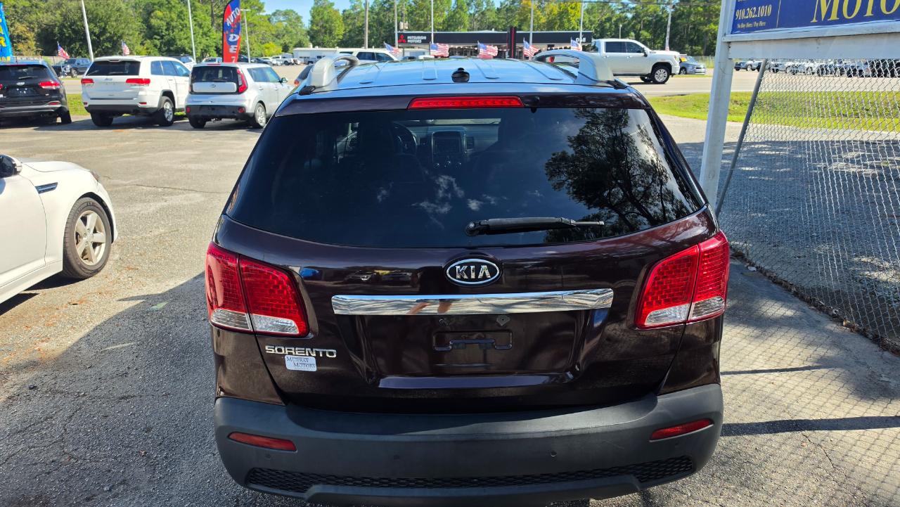 Kia Sorento LX 2WD 2011