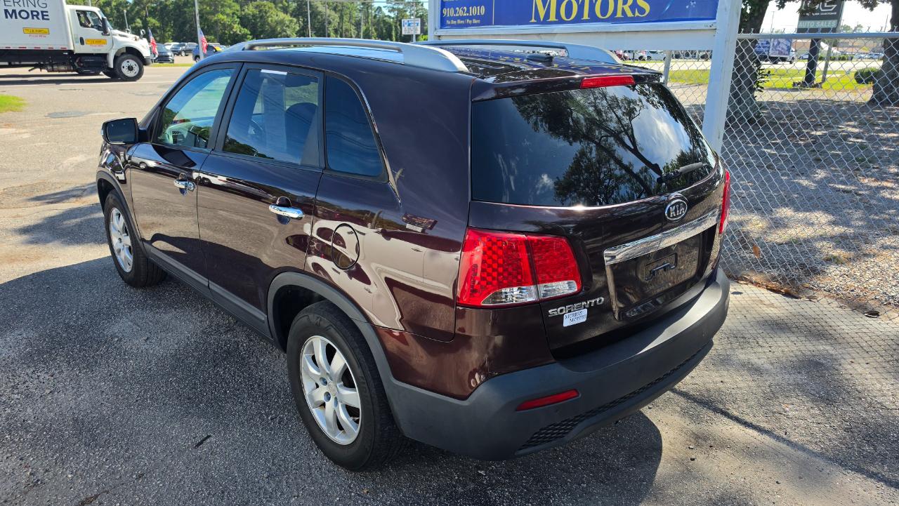 Kia Sorento LX 2WD 2011