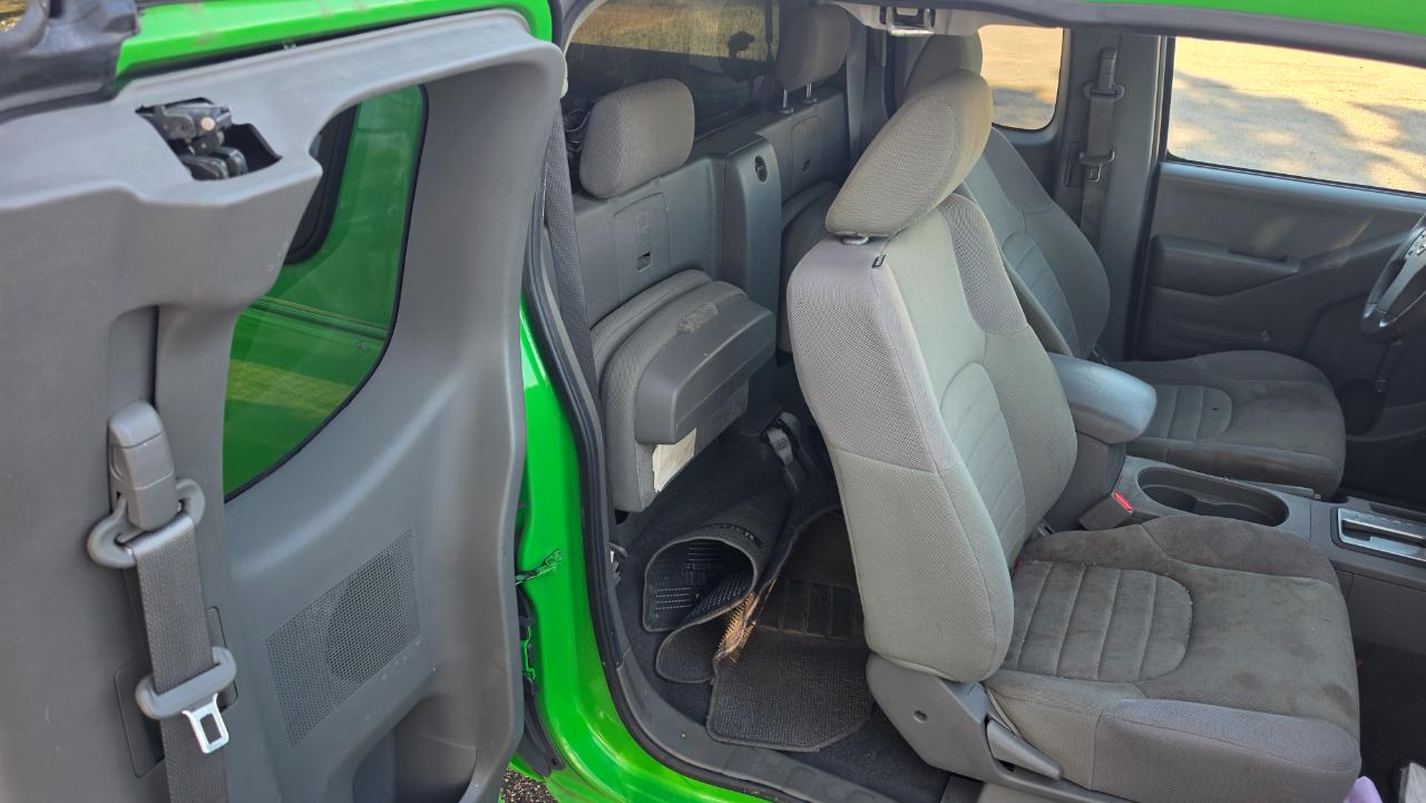 Nissan Frontier S King Cab I4 5MT 2WD 2019