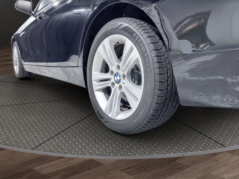 BMW 3 Series 4dr Sdn 328i xDrive AWD SULEV 2016