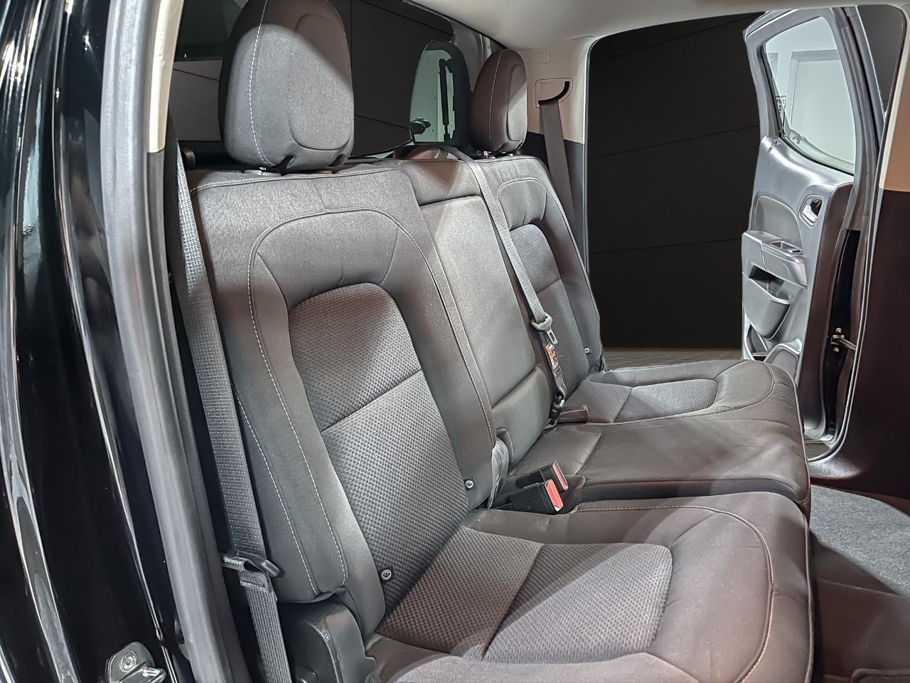 Chevrolet Colorado 4WD Crew Cab 141" LT 2022