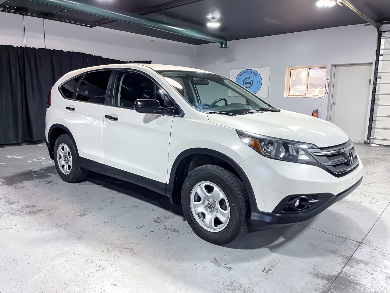 2013 Honda CR-V LX photo 2