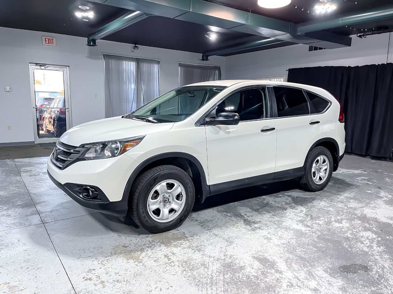 2013 Honda CR-V LX photo 4