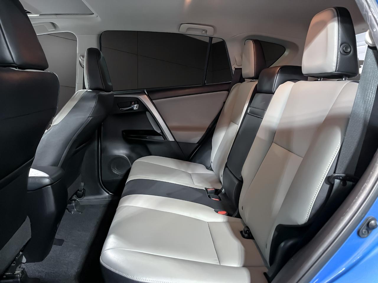 Toyota RAV4 Hybrid AWD 4dr Limited (Natl) 2016