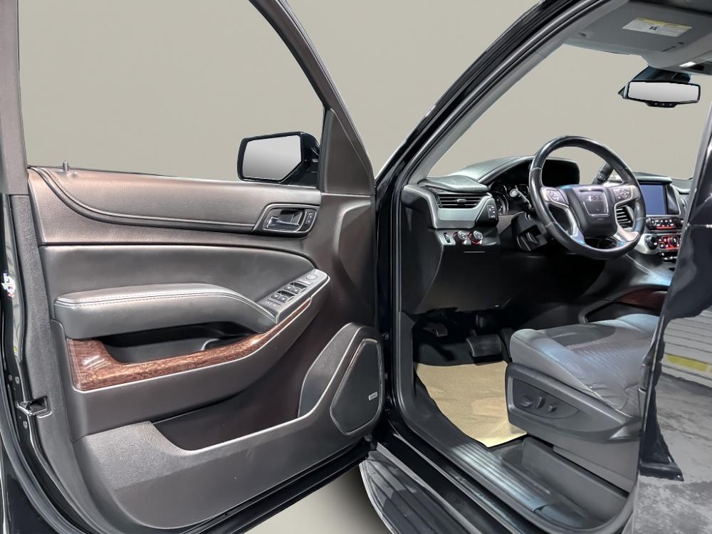 GMC Yukon 4WD 4dr SLE 2016