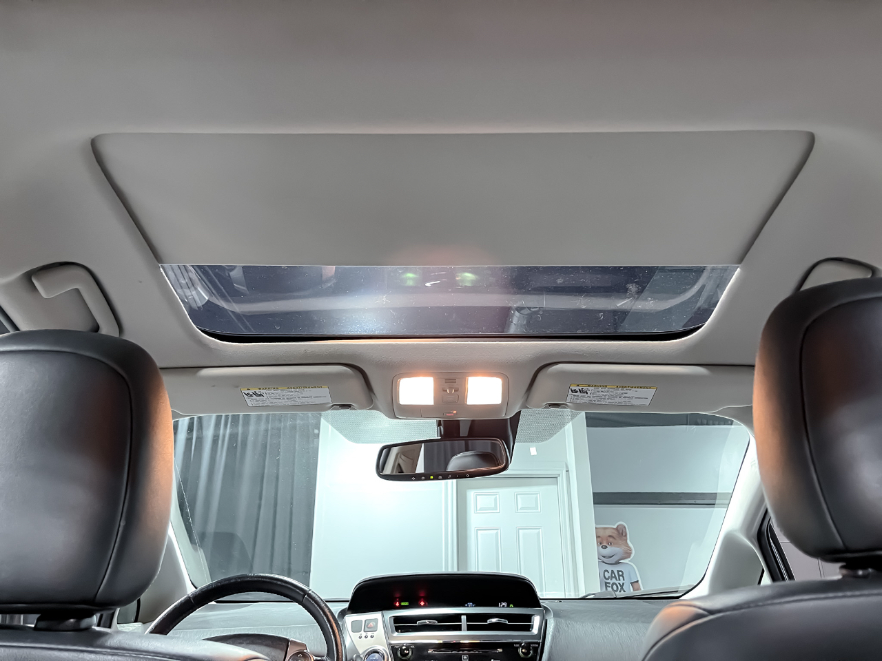 2017 Toyota Prius V Three photo 19