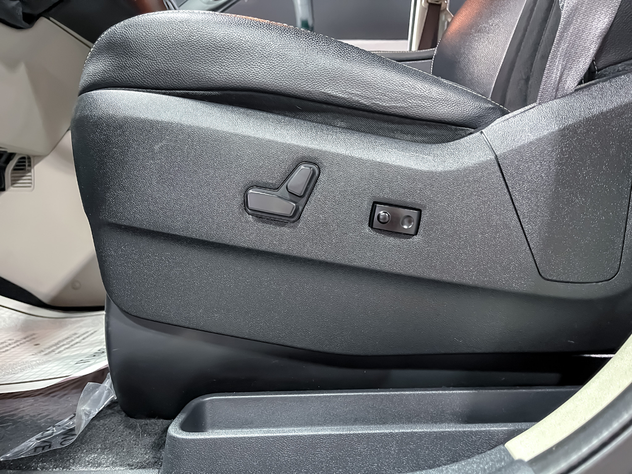 2017 Dodge Grand Caravan SXT photo 18