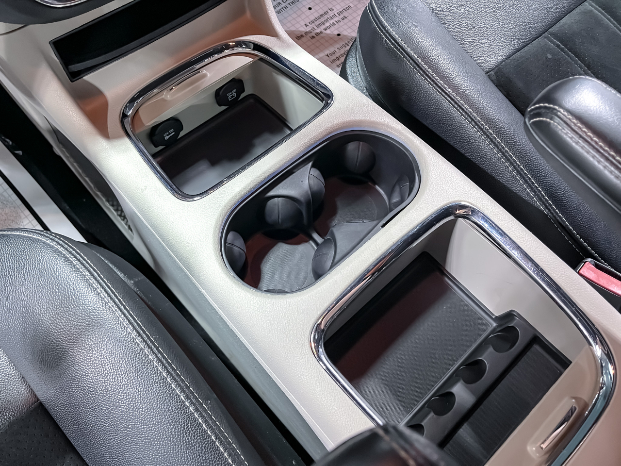 2017 Dodge Grand Caravan SXT photo 24