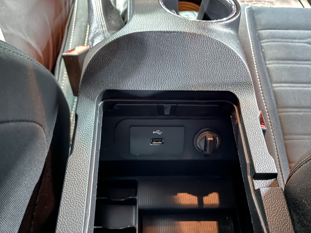 Ford Mustang EcoBoost Fastback 2017 Ford Mustang EcoBoost Fastback 2017