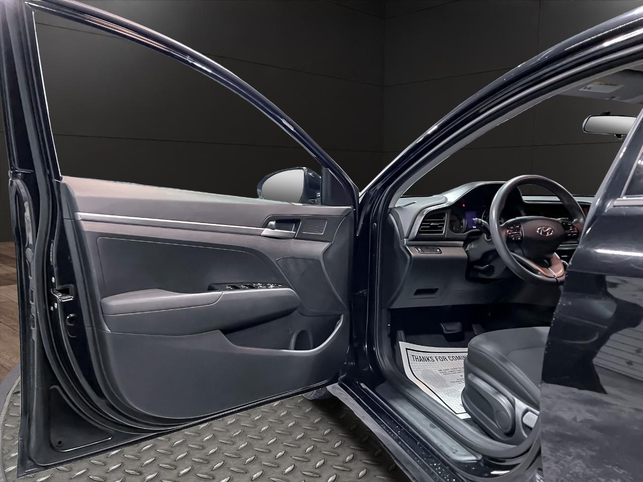 Hyundai Elantra SE Auto 2019