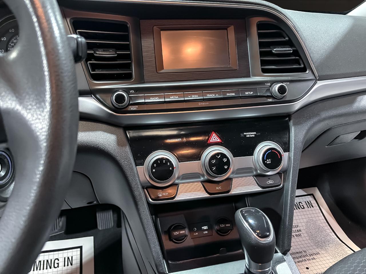 Hyundai Elantra SE Auto 2019