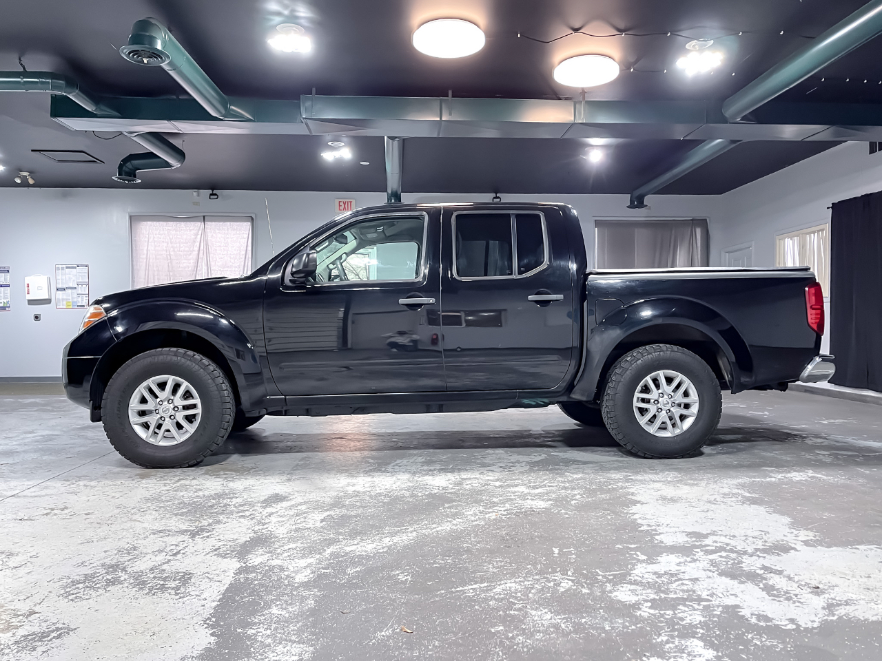 Nissan Frontier 4WD Crew Cab SWB Auto SV 2014 Nissan Frontier 4WD Crew Cab SWB Auto SV 2014