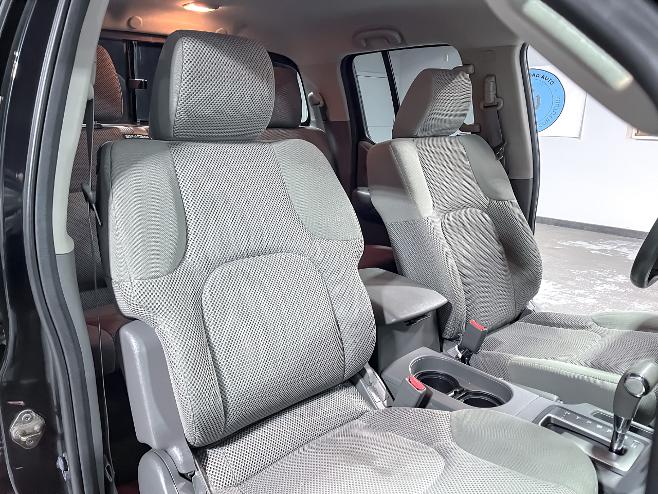 Nissan Frontier 4WD Crew Cab SWB Auto SV 2014 Nissan Frontier 4WD Crew Cab SWB Auto SV 2014