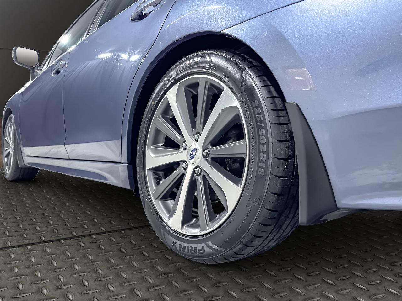 Subaru Legacy 4dr Sdn 2.5i Limited PZEV 2015