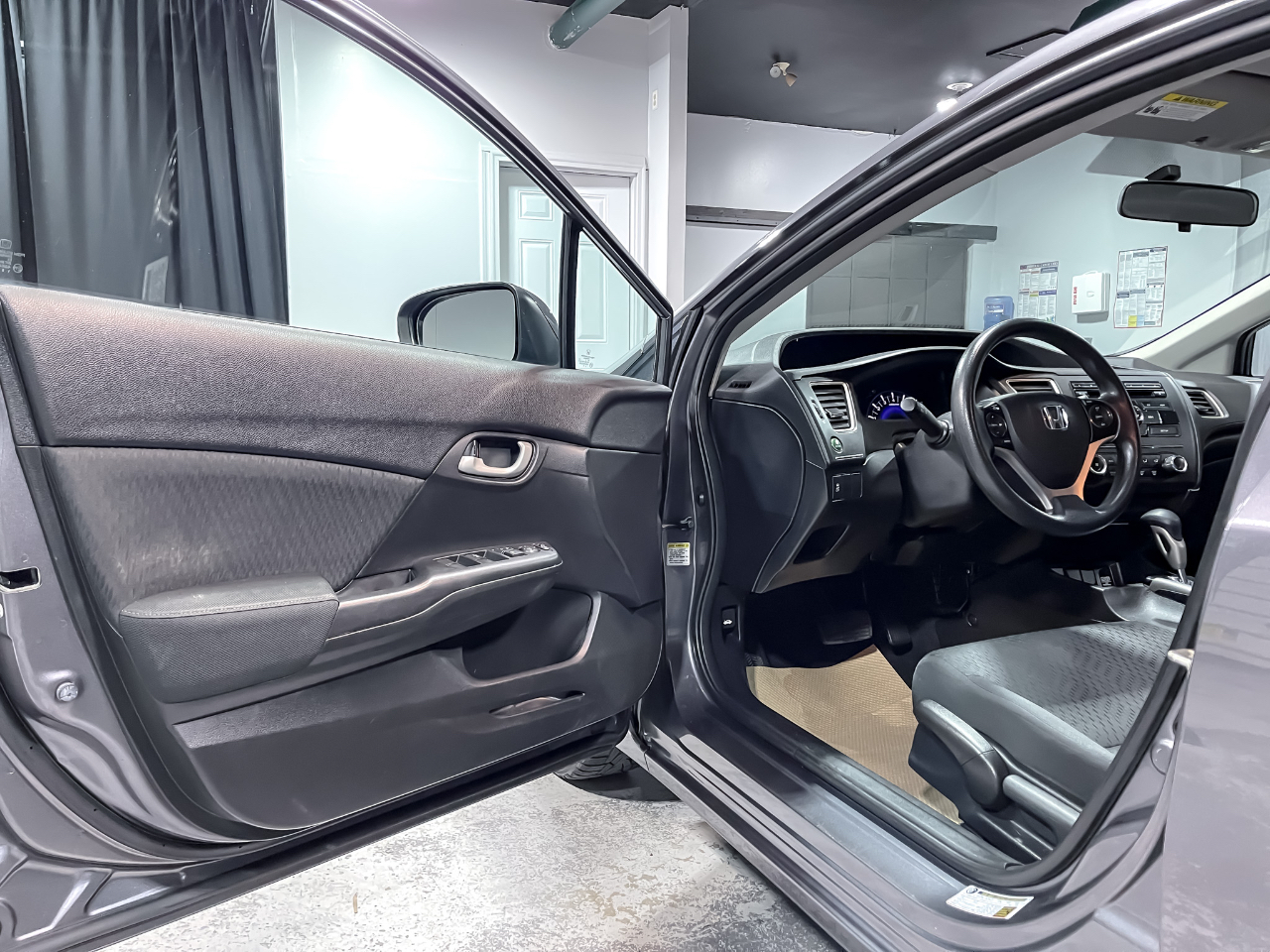 Honda Civic Sedan 4dr CVT LX 2014 Honda Civic Sedan 4dr CVT LX 2014