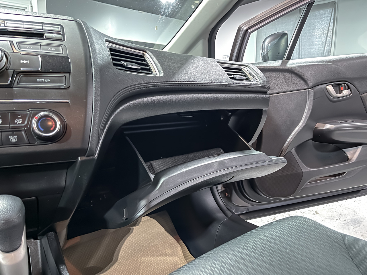 Honda Civic Sedan 4dr CVT LX 2014 Honda Civic Sedan 4dr CVT LX 2014