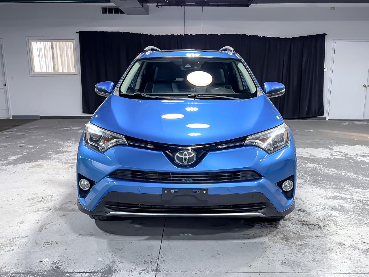 Toyota RAV4 Limited AWD (Natl) 2017 Toyota RAV4 Limited AWD (Natl) 2017